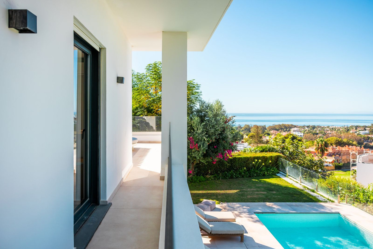 3156e11b1ee763b51999b51d3421d52e - 25