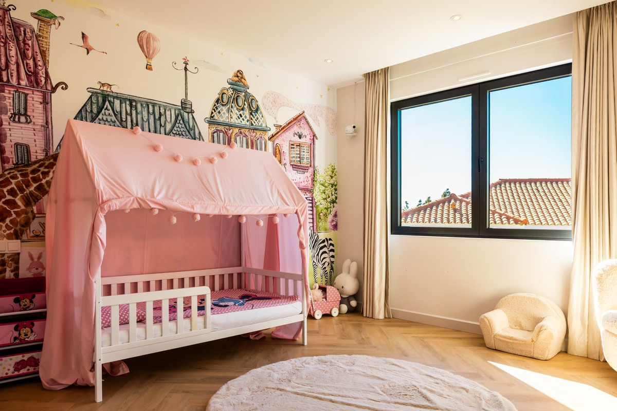 3156e11b1ee763b51999b51d3421d52e - 28