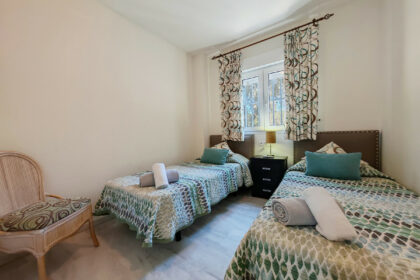 3167111943b9cba49cac01e714747ae9 - 12