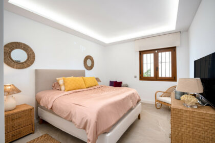 31cf4899f9954ed7aba09a85f5681a1f - 11