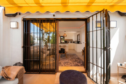 31cf4899f9954ed7aba09a85f5681a1f - 19