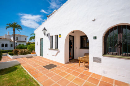 31cf4899f9954ed7aba09a85f5681a1f - 21