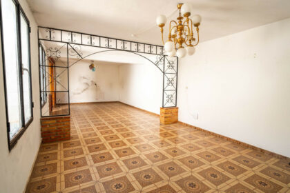 31ff27e3cda348d7e2bf0c401e92f9a8 - 11