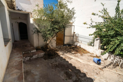 31ff27e3cda348d7e2bf0c401e92f9a8 - 16