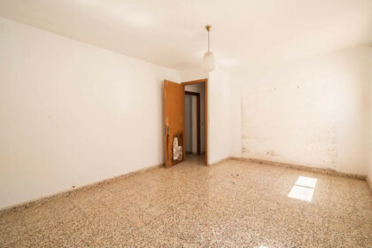 31ff27e3cda348d7e2bf0c401e92f9a8 - 20