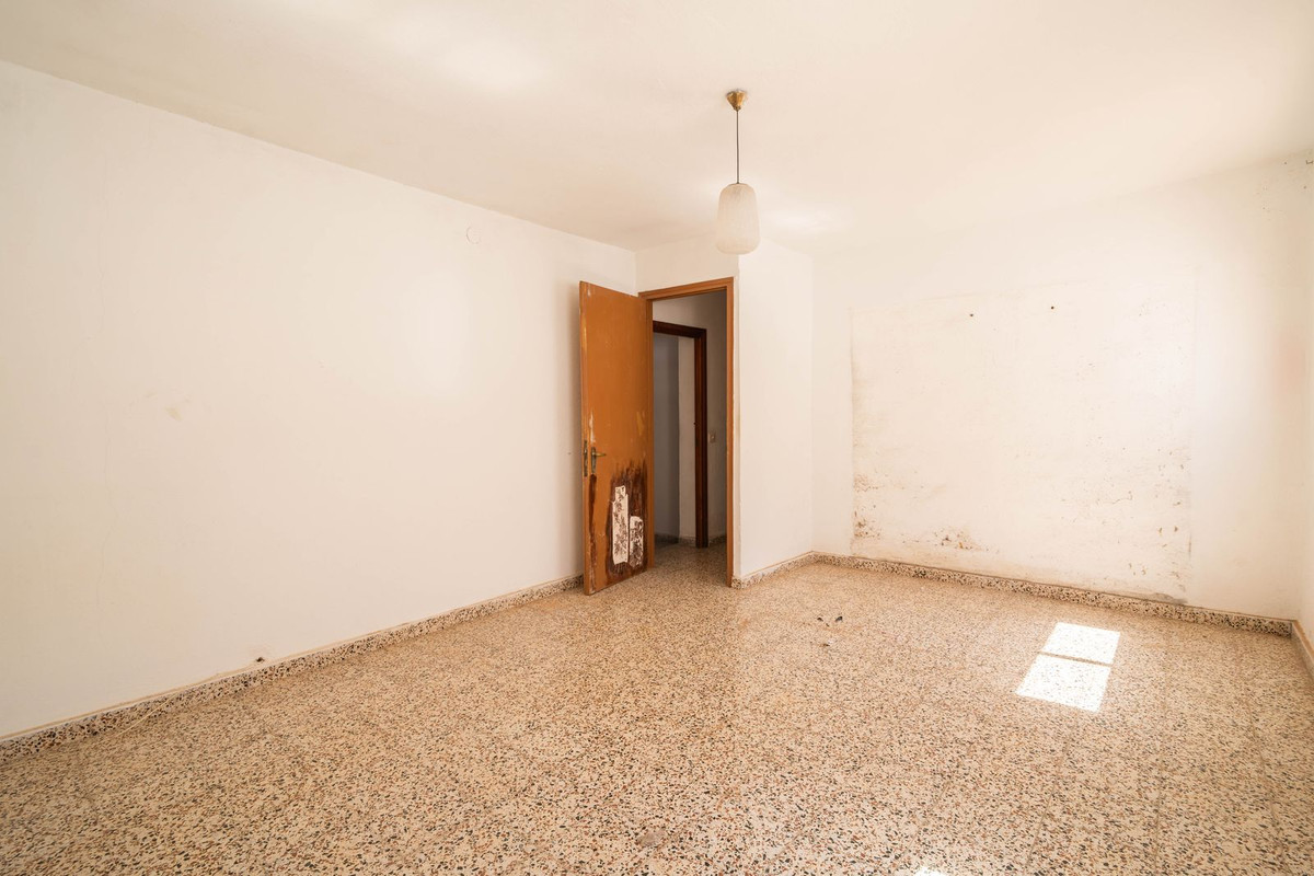 31ff27e3cda348d7e2bf0c401e92f9a8 - 20