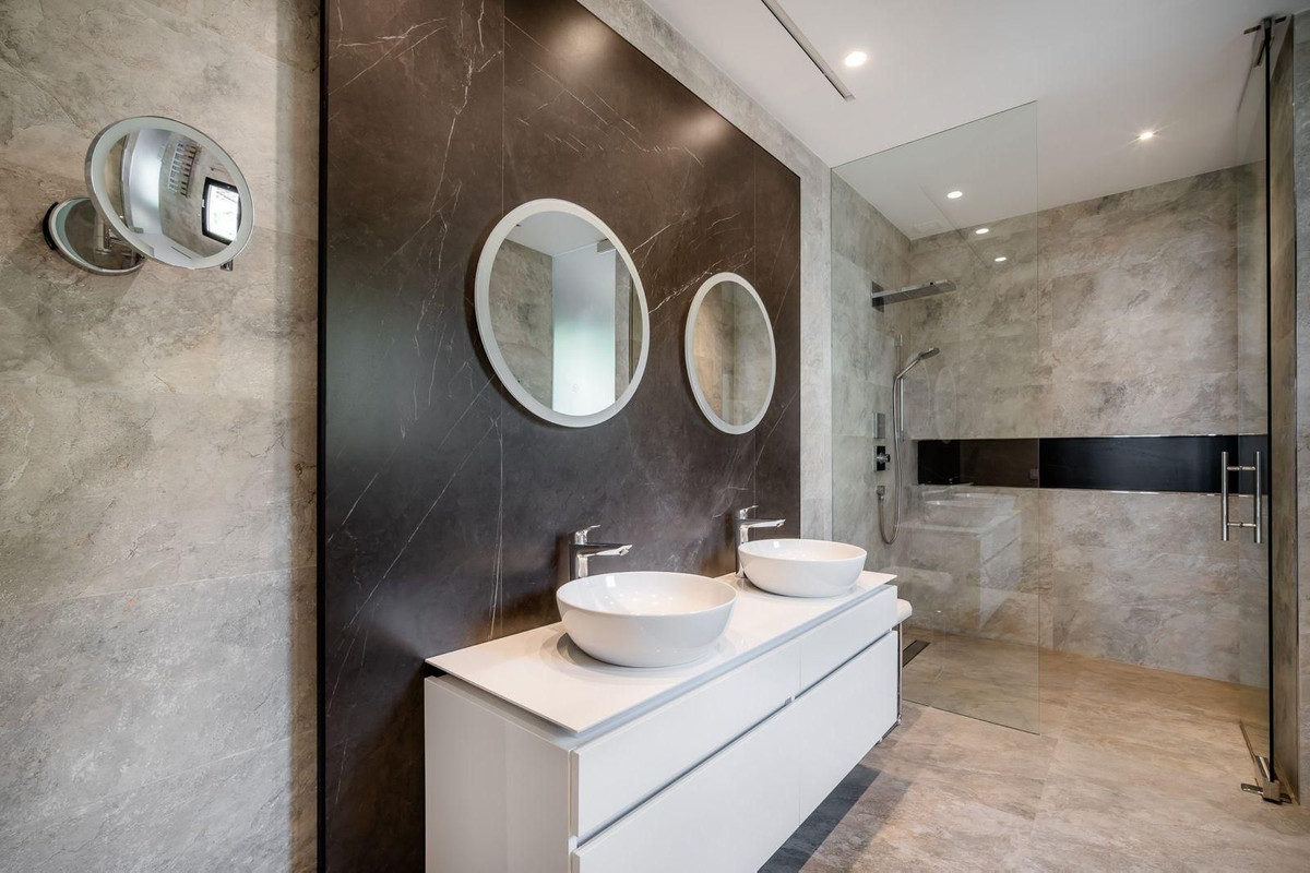 320cad271a501c0021e9489403062831 - 17