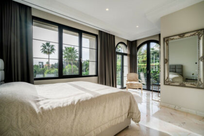 320cad271a501c0021e9489403062831 - 18