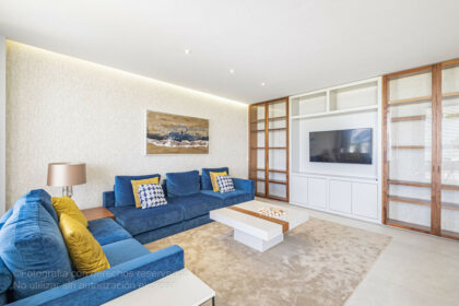 32d6a1e53360b3953d8a91ae9968c4dc - 10