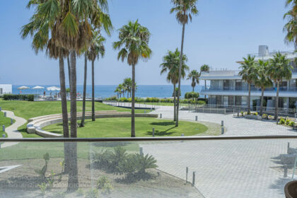 32d6a1e53360b3953d8a91ae9968c4dc - 23