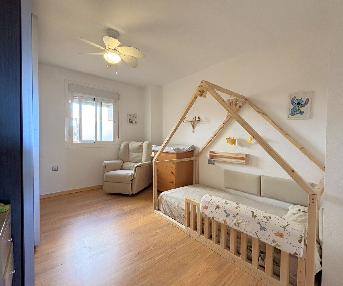 333065cae973fef5659847d5a9470905 - 17