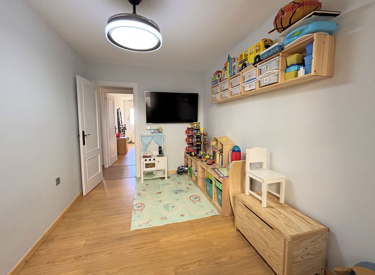 333065cae973fef5659847d5a9470905 - 22