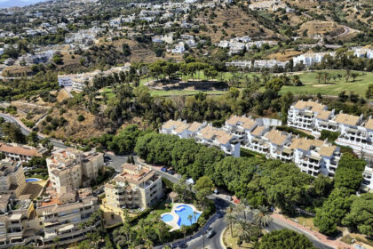 3353344fc63d4765dbd5292f432b6163 - 2