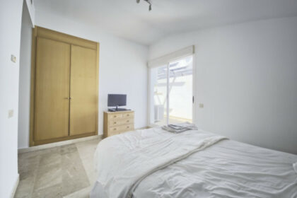 3353344fc63d4765dbd5292f432b6163 - 21