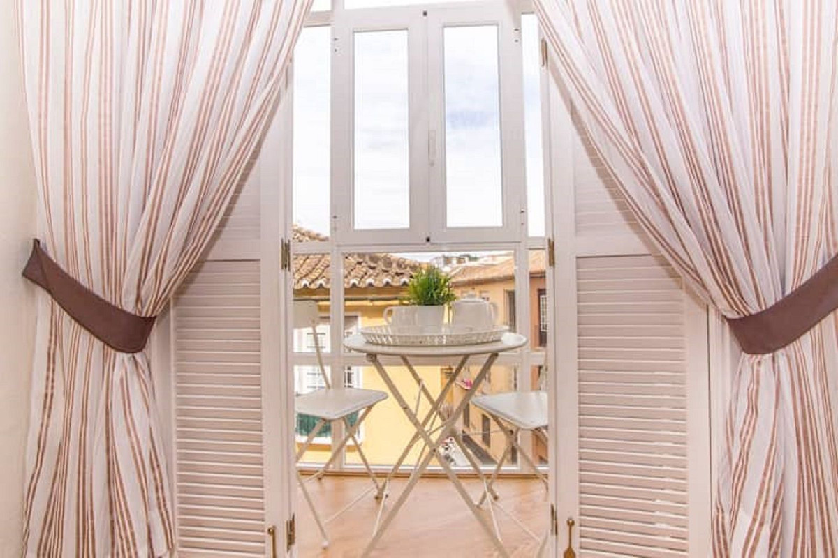 33759aa62e6eb6324034b68e6ce52b05 - 2