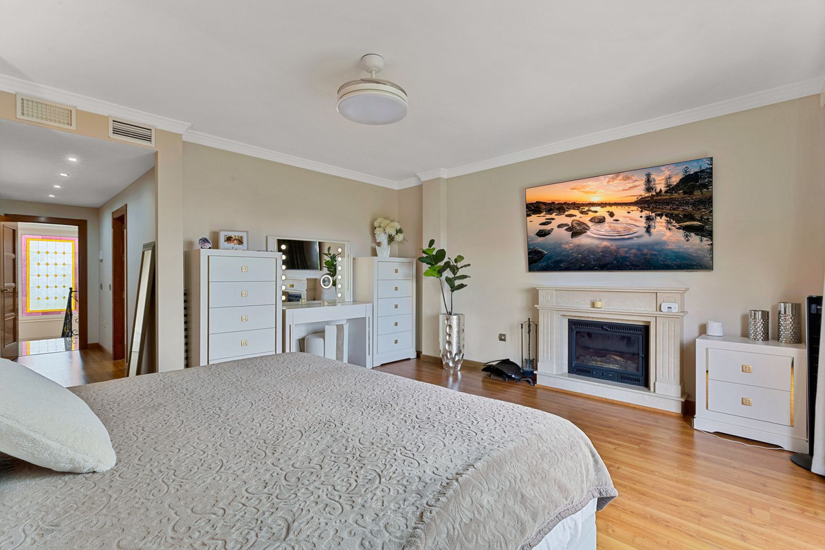 33d6638eb9a47a50940bd0dcfde0c53f - 21