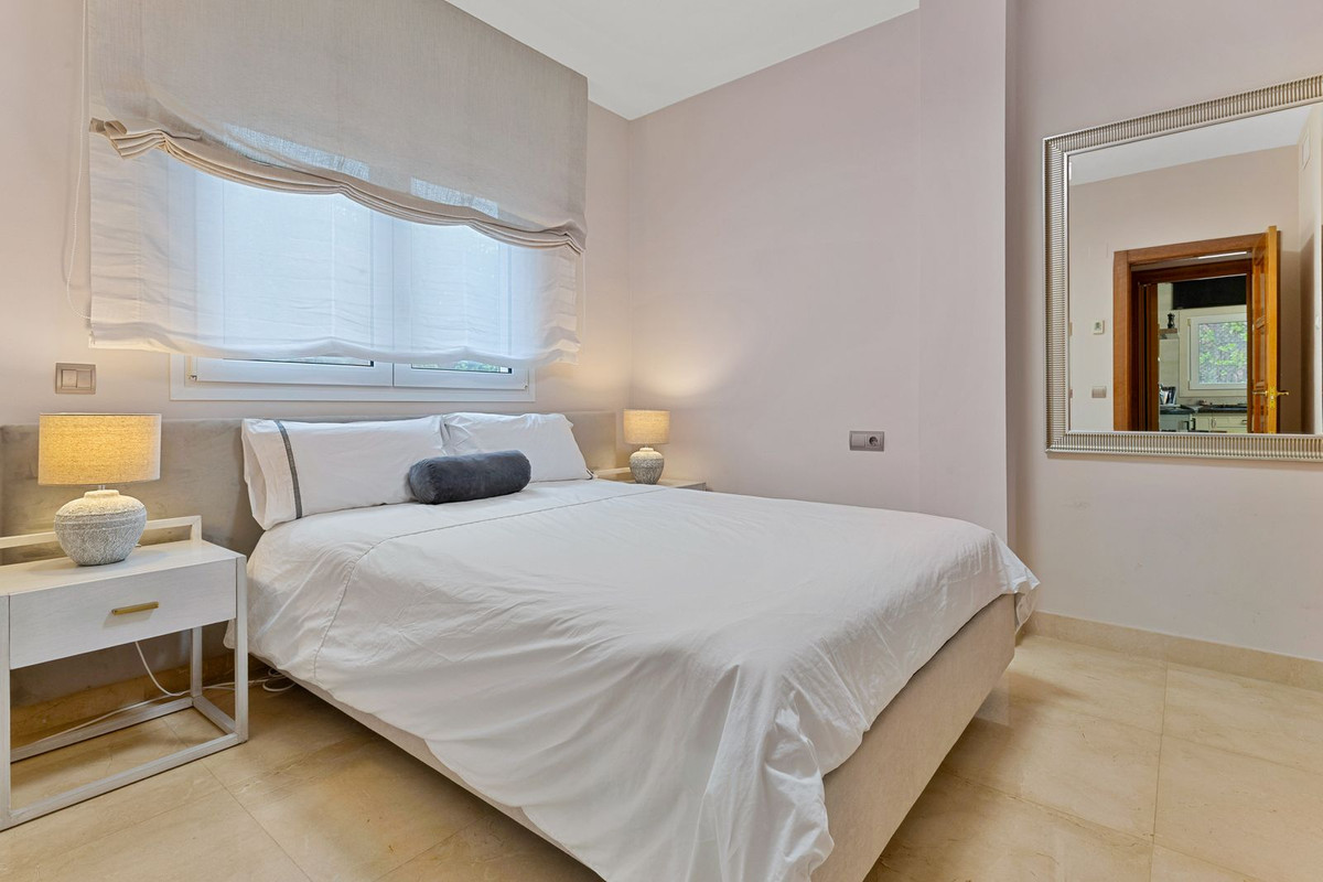 33d6638eb9a47a50940bd0dcfde0c53f - 23