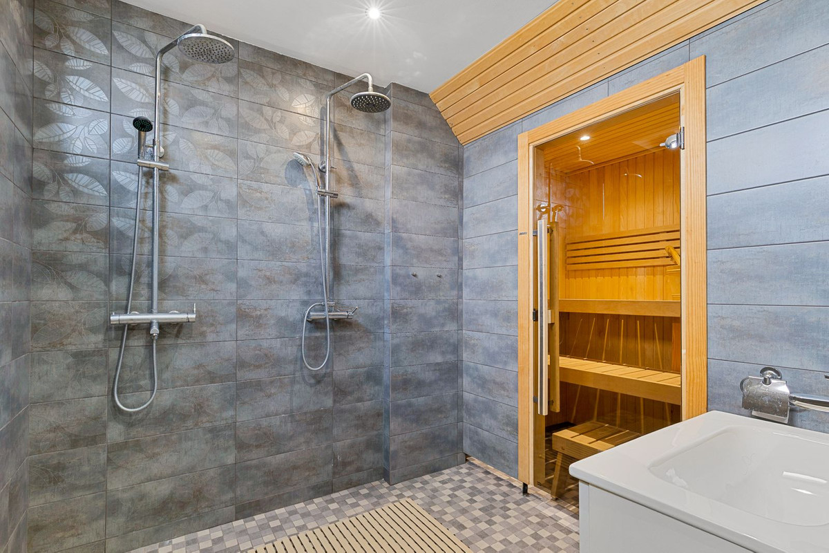 33d6638eb9a47a50940bd0dcfde0c53f - 29