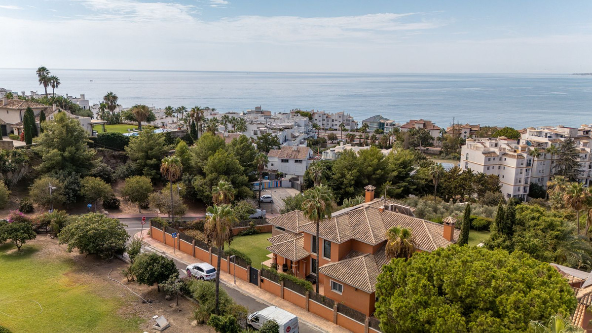 33d6638eb9a47a50940bd0dcfde0c53f - 32