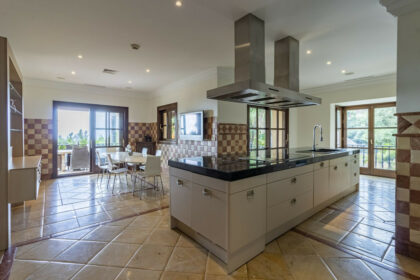 33d739a6537459cddfa71b7c4e7077c4 - 14