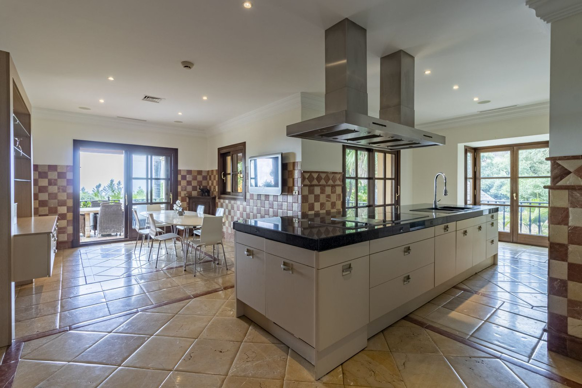 33d739a6537459cddfa71b7c4e7077c4 - 14