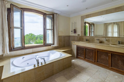 33d739a6537459cddfa71b7c4e7077c4 - 17