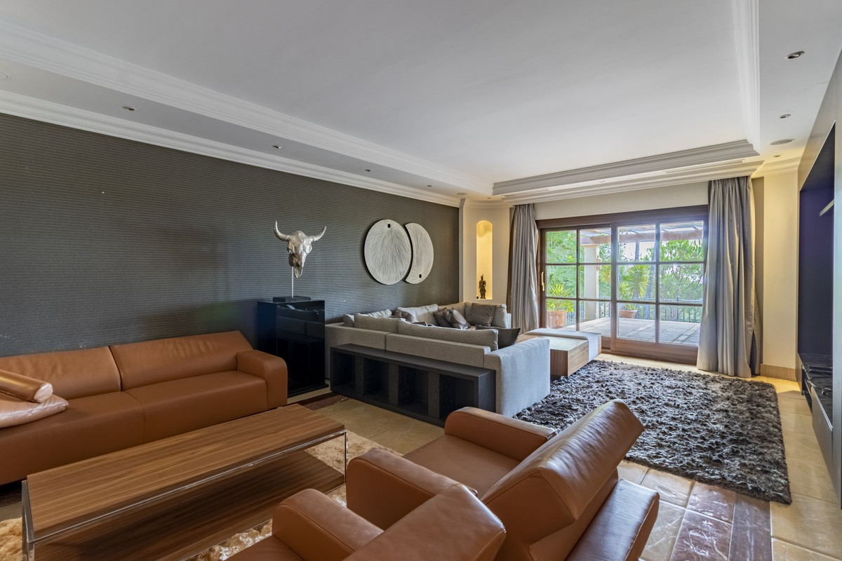 33d739a6537459cddfa71b7c4e7077c4 - 9