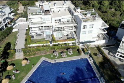 33e66fe15d5fddc8535138873ec27f5a - 18