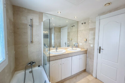 34a0192d60b0e99a8b5ab7bfca504846 - 13