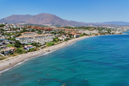 34a0192d60b0e99a8b5ab7bfca504846 - 27