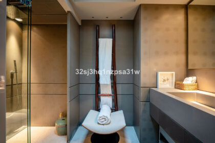 352fe873e889dc44ca44fb07dba26817 - 21