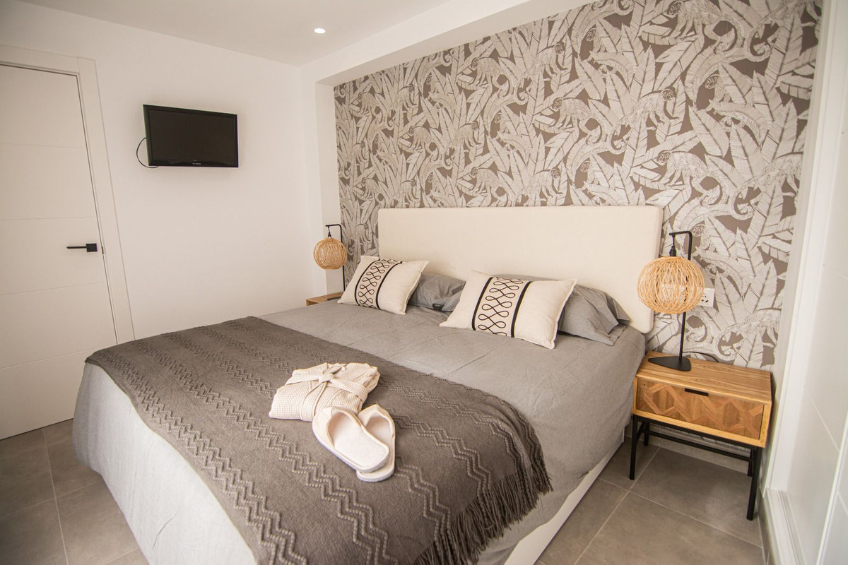 35b52291c96e73ba9dd6e38b6435995e - 8