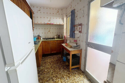 35cf8e0096715c38246433f4ff408fe8 - 12