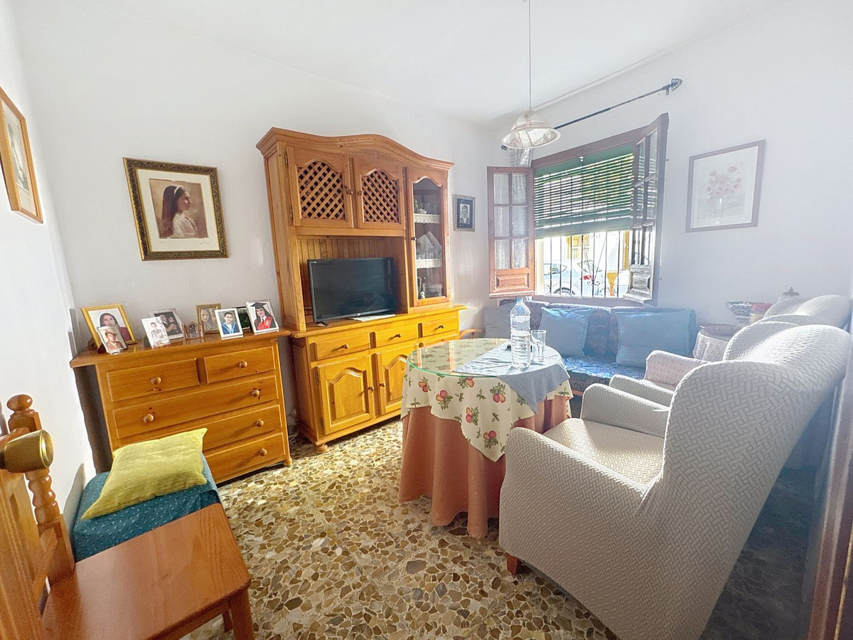 35cf8e0096715c38246433f4ff408fe8 - 2