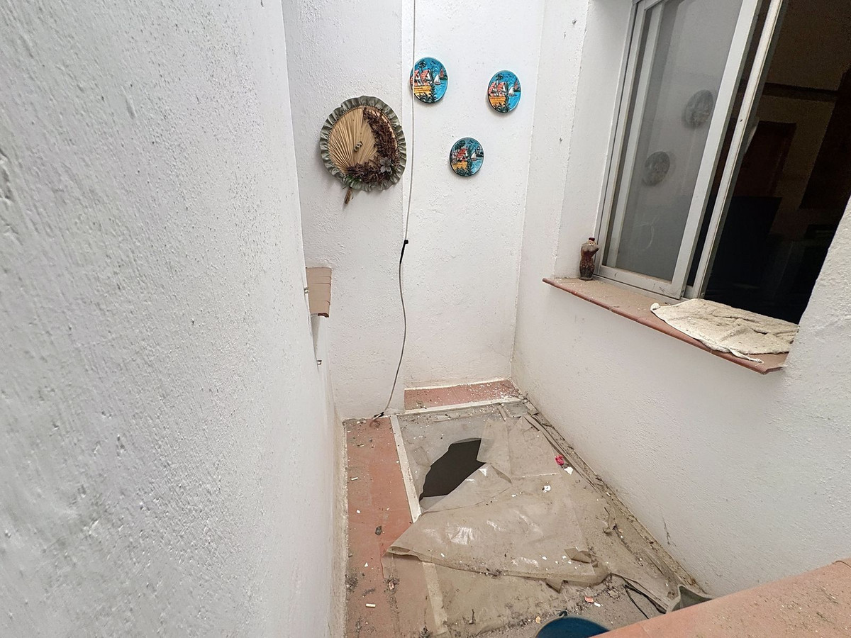 35cf8e0096715c38246433f4ff408fe8 - 20