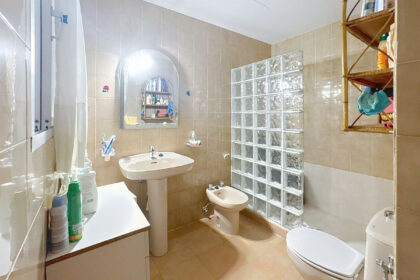 35cf8e0096715c38246433f4ff408fe8 - 7