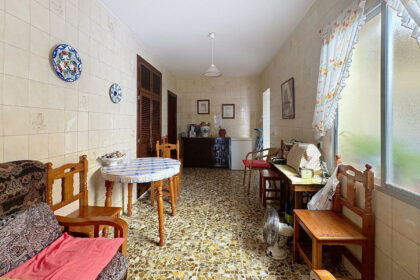 35cf8e0096715c38246433f4ff408fe8 - 8