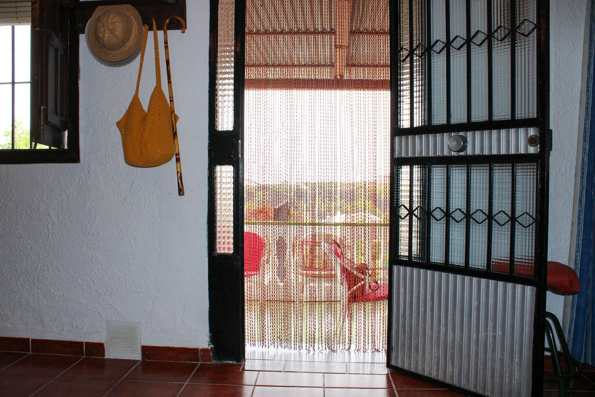 35d224659d80d92fa6411d3d5c190506 - 14