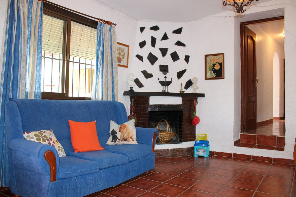 35d224659d80d92fa6411d3d5c190506 - 17