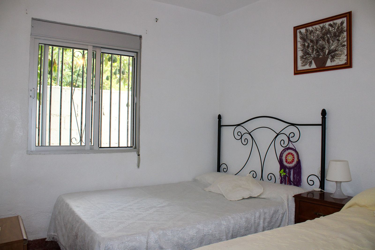 35d224659d80d92fa6411d3d5c190506 - 18