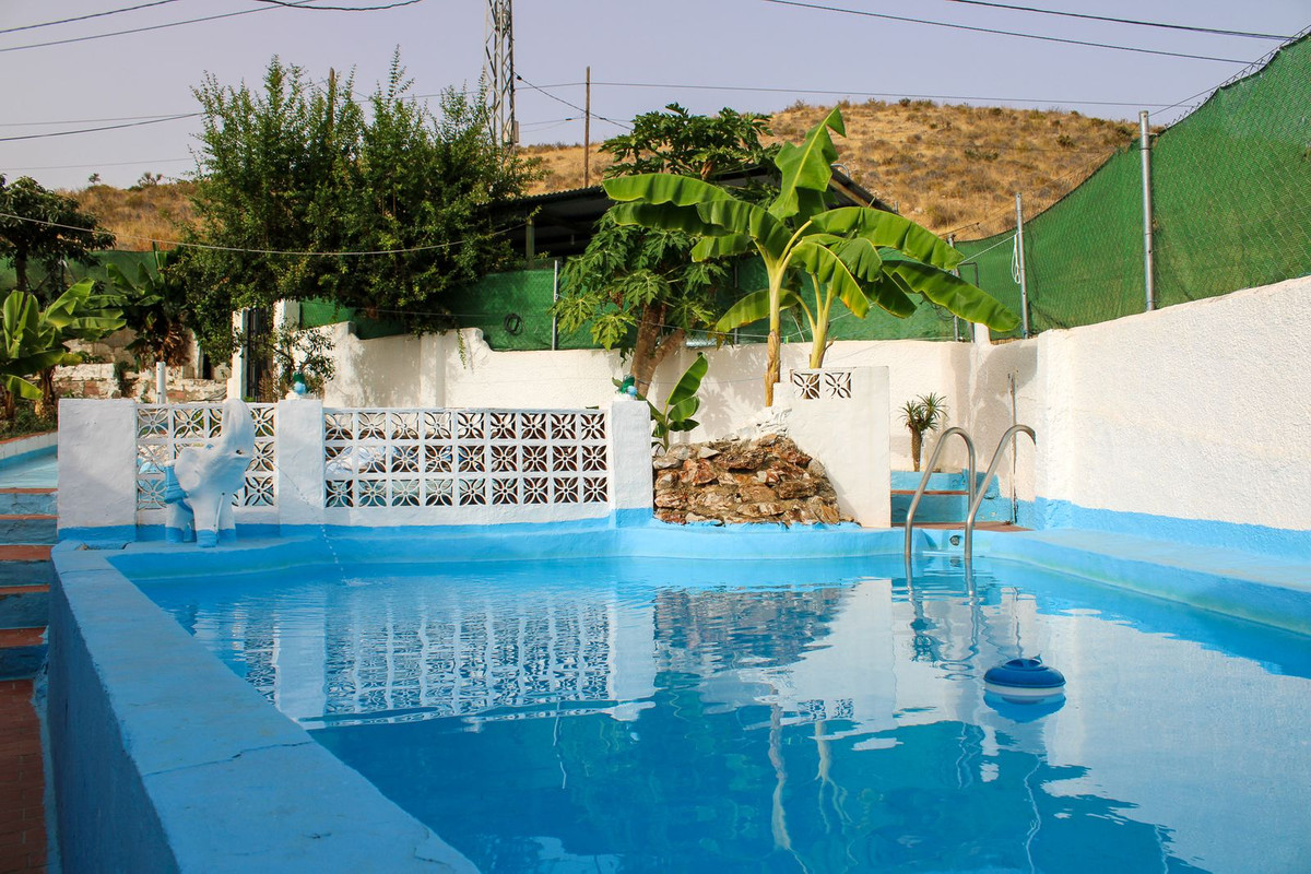 35d224659d80d92fa6411d3d5c190506 - 2