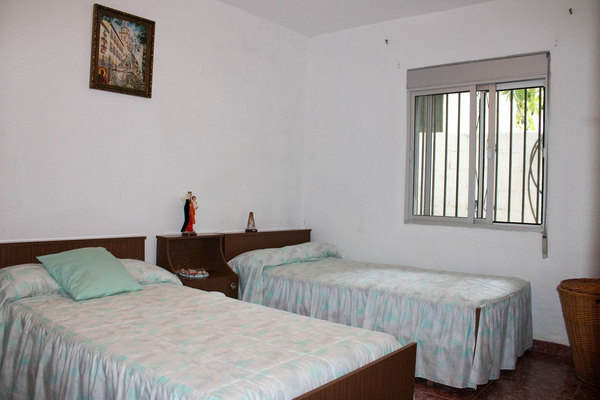 35d224659d80d92fa6411d3d5c190506 - 20