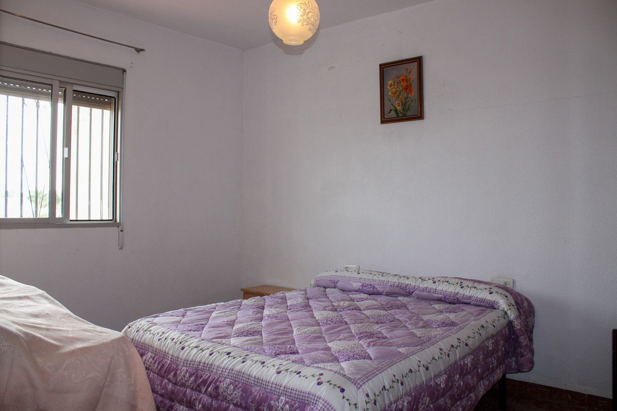 35d224659d80d92fa6411d3d5c190506 - 22