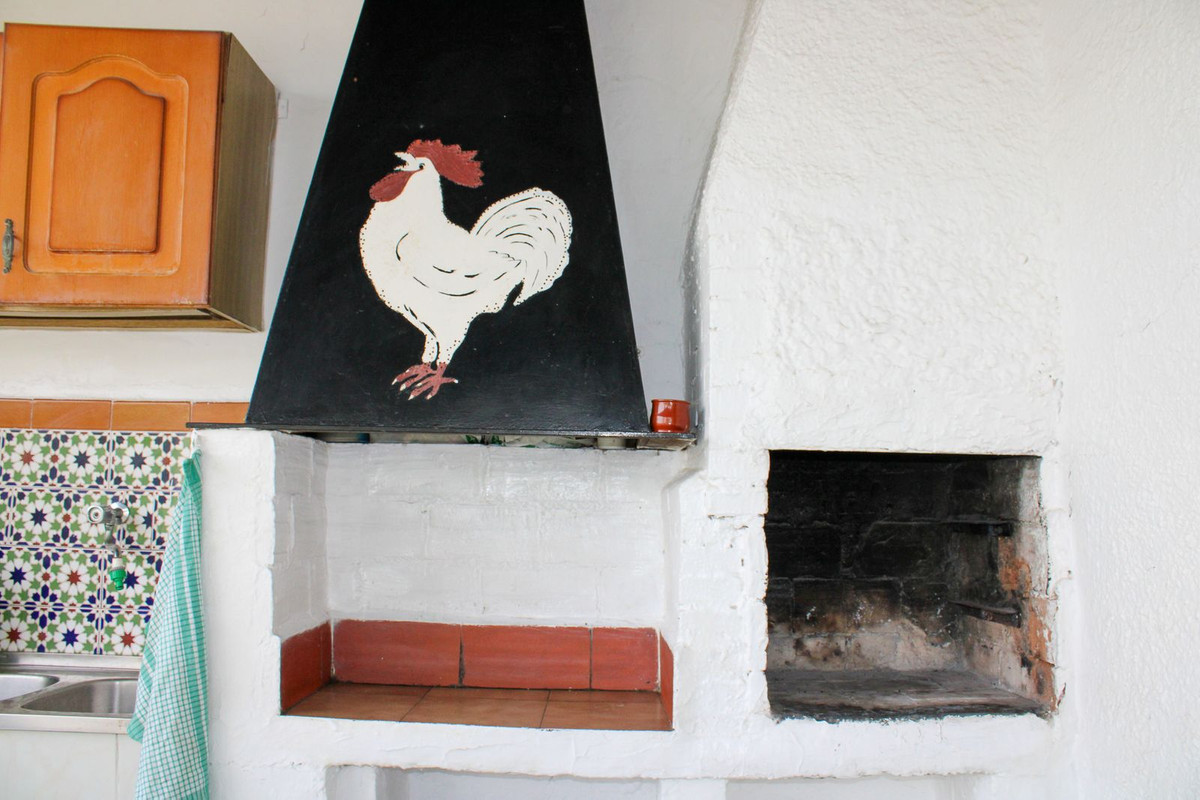 35d224659d80d92fa6411d3d5c190506 - 33