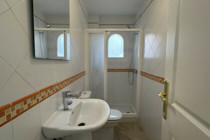 35ffb00299915630054308a362136041 - 16