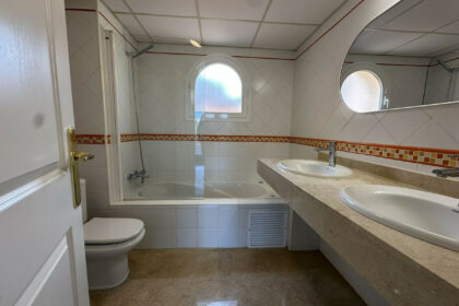 35ffb00299915630054308a362136041 - 34