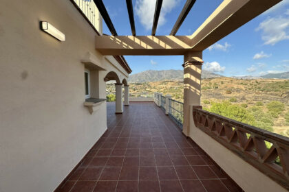 35ffb00299915630054308a362136041 - 43