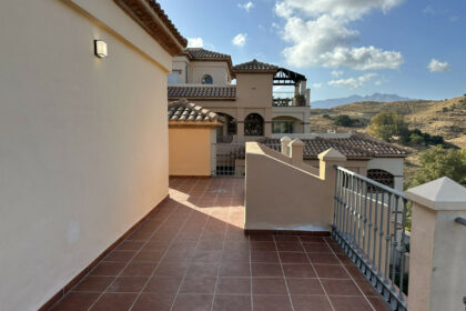 35ffb00299915630054308a362136041 - 49