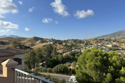 35ffb00299915630054308a362136041 - 50