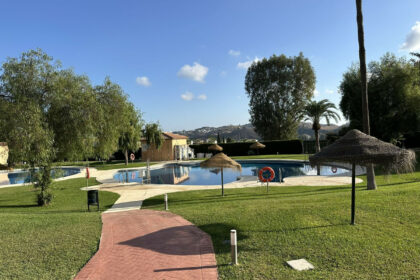 35ffb00299915630054308a362136041 - 72